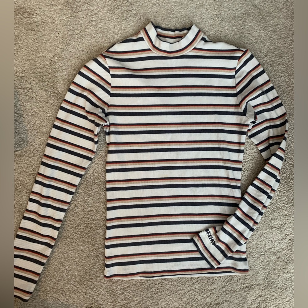 Levi’s ribed longsleeve mock neck